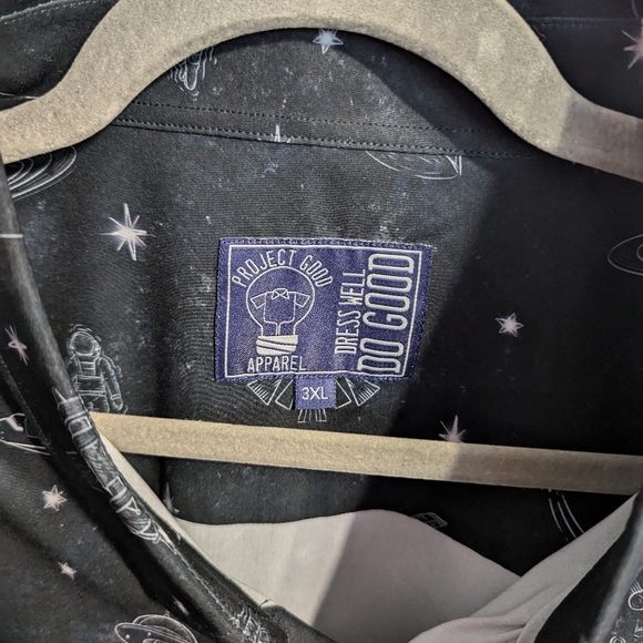 Quick dry button down shirt - Picture 2 of 2